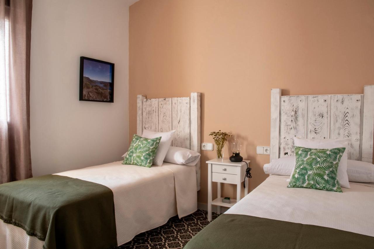 Apartamentos Rurales Helechosa, Las Tres Penas ภายนอก รูปภาพ