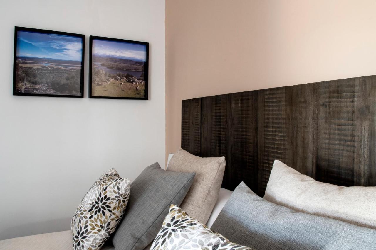 Apartamentos Rurales Helechosa, Las Tres Penas ภายนอก รูปภาพ