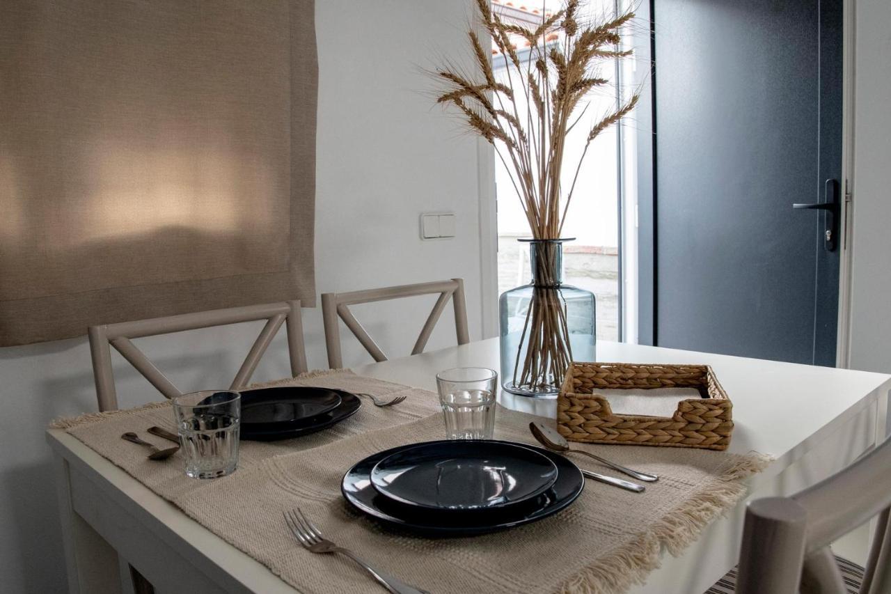 Apartamentos Rurales Helechosa, Las Tres Penas ภายนอก รูปภาพ