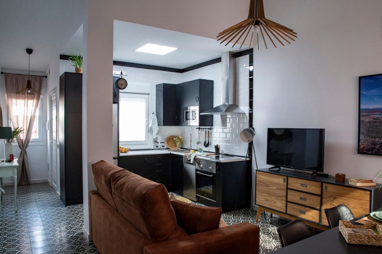 Apartamentos Rurales Helechosa, Las Tres Penas ภายนอก รูปภาพ