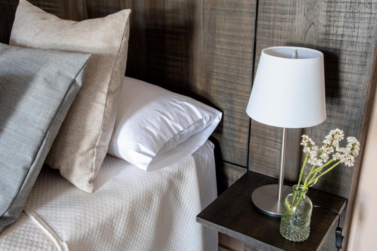 Apartamentos Rurales Helechosa, Las Tres Penas ภายนอก รูปภาพ